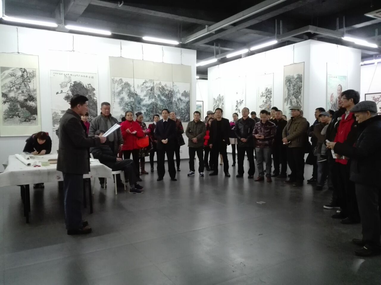 广西茶文化研究会茶道画院书画展开幕式圆满成功！